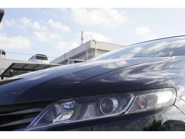 オデッセイ アブソルート　１年保証付　純正ＨＤＤナビ　ワンセグＴＶ　バックカメラ　ＥＴＣ　フリップダウンモニター　ＨＩＤヘッドライト　オートライト　ＣＤ・ＤＶＤ再生　スマートキー　クルーズコントロール　ステアリングスイッチ（41枚目）