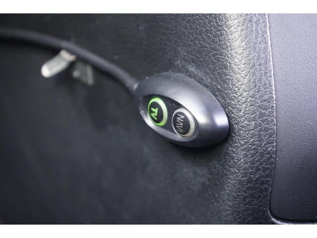 オデッセイ アブソルート　１年保証付　純正ＨＤＤナビ　ワンセグＴＶ　バックカメラ　ＥＴＣ　フリップダウンモニター　ＨＩＤヘッドライト　オートライト　ＣＤ・ＤＶＤ再生　スマートキー　クルーズコントロール　ステアリングスイッチ（42枚目）