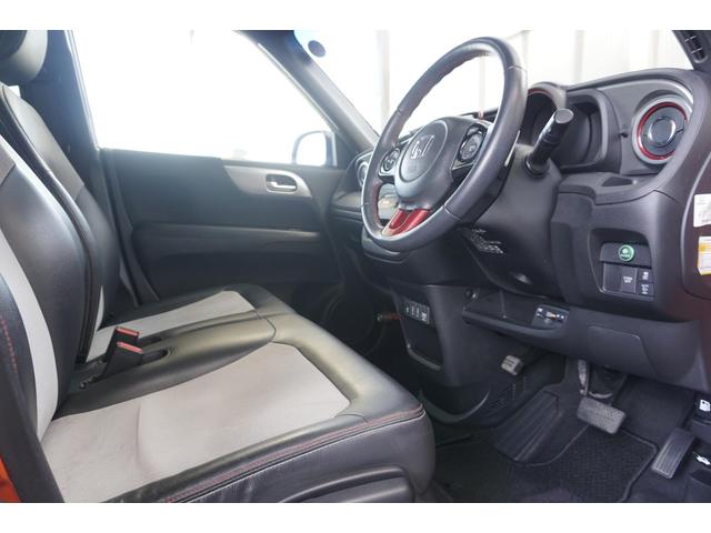 N-ONE RS 1年保証付 純正ナビ フルセグTV バックカメラ Bluetooth ETC ローダウン 衝突軽減システム CD・DVD再生 ステアリングスイッチ クルーズコントロール パドルシフト プッシュスタート(33枚目)