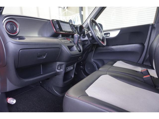 N-ONE RS 1年保証付 純正ナビ フルセグTV バックカメラ Bluetooth ETC ローダウン 衝突軽減システム CD・DVD再生 ステアリングスイッチ クルーズコントロール パドルシフト プッシュスタート(40枚目)