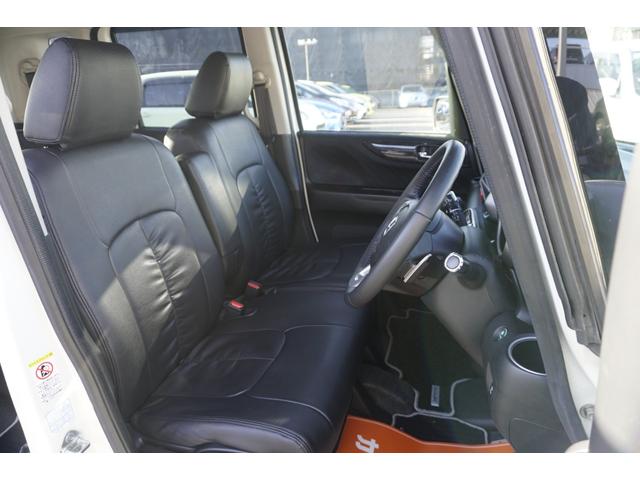 Ｎ－ＢＯＸ モデューロＸ　Ｇ・ターボパッケージ　１年保証付　純正ナビ　フルセグ　バックカメラ　Ｂｌｕｅｔｏｏｔｈ　ＥＴＣ　両側パワースライドドア　ローダウン　衝突軽減システム　ＣＤ・ＤＶＤ再生　ＨＩＤヘッドライト　ステアリングスイッチ　スマートキー（19枚目）