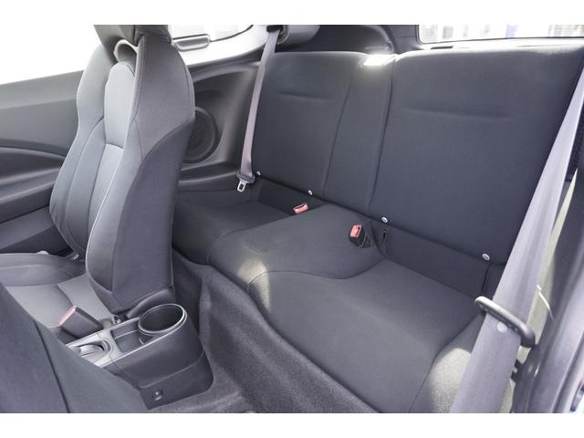 ＣＲ－Ｚ αブラックレーベル　１年保証付　純正ＨＤＤナビ　ワンセグＴＶ　バックカメラ　ＥＴＣ　ＣＤ・ＤＶＤ再生　クルーズコントロール　ステアリングスイッチ　ＨＩＤヘッドライト　オートライト　スマートキー　パドルシフト　フォグランプ（42枚目）