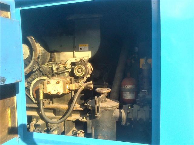 フォワード ４トン　４ｔ　高圧洗浄車　モリタ　ハイプレクリーナー　洗浄車　ＳＥ－４２４ＭＰＳＬ－１Ｅ　別エンジン　同年式（8枚目）