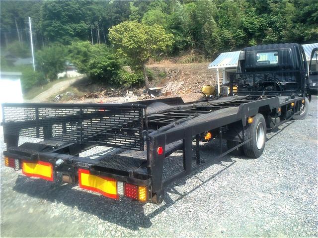 ヒノレンジャー 車両運搬車　キャリアカー　セーフティ　ローダー　搬送車　ウインチ　　積載３８００ｋｇ　荷台内寸　７２３ｃｍ　２１７ｃｍ（3枚目）