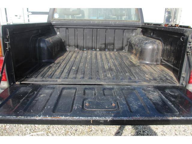 ダットサンピックアップ ダブルキャブ　ディーゼル　マニュアル　４ナンバー　小型貨物　ＫＣ－ＢＭＤ２１（7枚目）