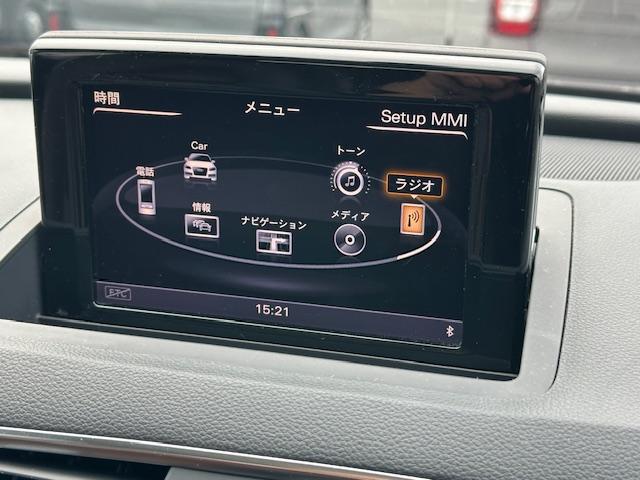 Ｑ３ ２．０ＴＦＳＩクワトロ１７０ＰＳ　希少パノラマガラスサンルーフ　レザーパッケージ　ブラウンレザーシート　プッシュスタート　サイドステップ　ドライブレコーダー（18枚目）
