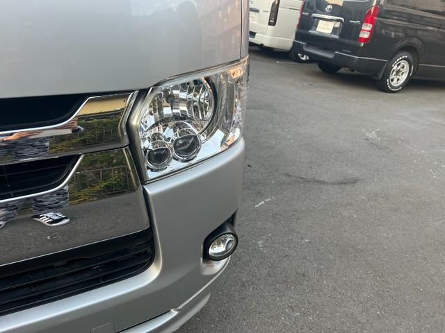 ハイエースバン ロングスーパーＧＬ　４型スーパーＧＬ　スマートキー　ワンオーナー車　ＴＲＤリップ　純正ＬＥＤライト　アルパインＳＤナビ　ビルトインＥＴＣ　バックモニター　フルセグ　Ｂオーディオ　純正セキュリティ　ＯＰアルミ（13枚目）