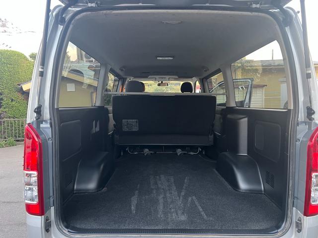 ハイエースバン ロングスーパーＧＬ　４型スーパーＧＬ　スマートキー　ワンオーナー車　ＴＲＤリップ　純正ＬＥＤライト　アルパインＳＤナビ　ビルトインＥＴＣ　バックモニター　フルセグ　Ｂオーディオ　純正セキュリティ　ＯＰアルミ（20枚目）