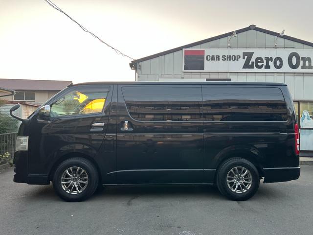 ハイエースバン ロングスーパーGL 3型スーパーGL 209ブラック 社外アルミ KenwoodSDナビ フルセグ ブルートゥースオーディオ 100V電源 ベットキット付き オートエアコン ダブルエアコン(11枚目)