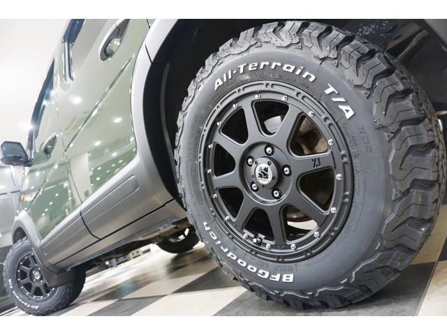 18L 特別延長保証付車 新品16AW リフトアップ グリル・エンブレム艶消しブラック塗装 ホワイトレター入オフロードタイヤ(16枚目)