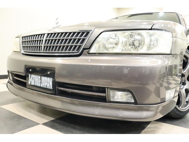 ローレル メダリストＧ　ＭＴ載せ替え／エンケイ新品１８ＡＷ／新品シートカバー／エアロ／車高調／社外マフラー／追加メーター／ナビ／ＥＴＣ／色替車（5枚目）