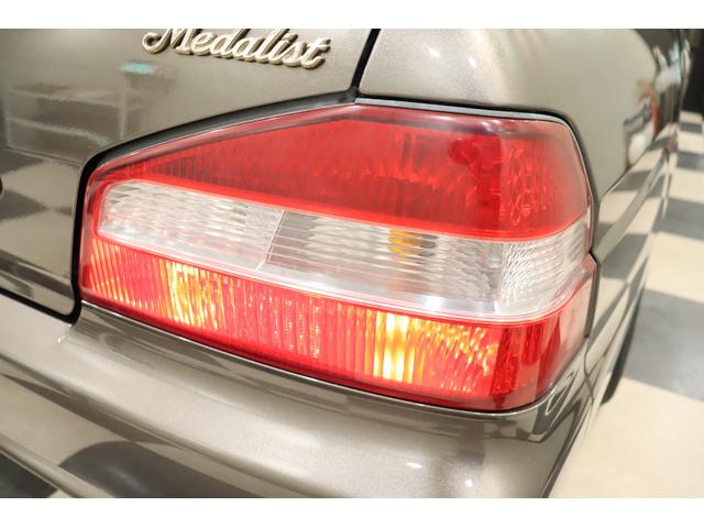 ローレル メダリストＧ　ＭＴ載せ替え／エンケイ新品１８ＡＷ／新品シートカバー／エアロ／車高調／社外マフラー／追加メーター／ナビ／ＥＴＣ／色替車（20枚目）