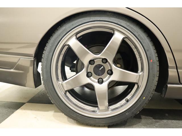 ローレル メダリストＧ　ＭＴ載せ替え／エンケイ新品１８ＡＷ／新品シートカバー／エアロ／車高調／社外マフラー／追加メーター／ナビ／ＥＴＣ／色替車（26枚目）