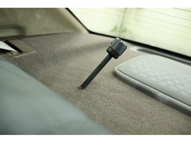 ローレル メダリストＧ　ＭＴ載せ替え／エンケイ新品１８ＡＷ／新品シートカバー／エアロ／車高調／社外マフラー／追加メーター／ナビ／ＥＴＣ／色替車（41枚目）