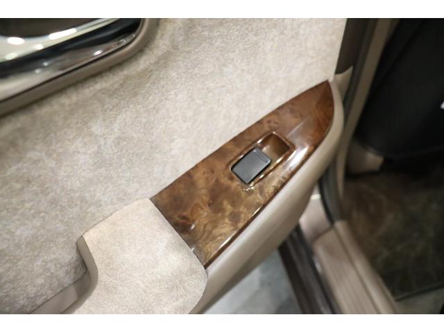 ローレル メダリストＧ　ＭＴ載せ替え／エンケイ新品１８ＡＷ／新品シートカバー／エアロ／車高調／社外マフラー／追加メーター／ナビ／ＥＴＣ／色替車（60枚目）