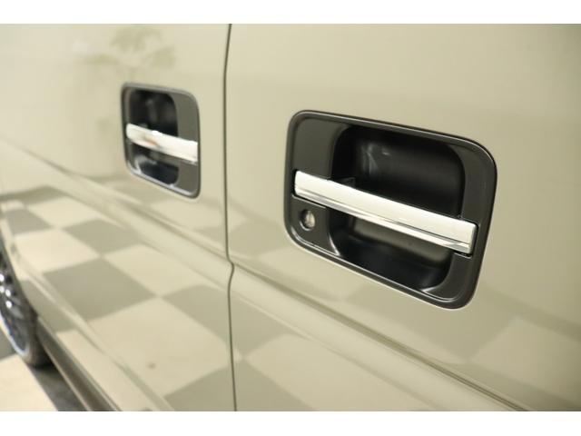 エブリイワゴン ＰＺターボスペシャル　４ＷＤ／ハイルーフ／両側パワースライドドア／新品１５ＡＷ／リフトアップ／ショートバンパー／スキッドバンパー／ヘッドライトインナーブラック塗装／テールレンズキャンディーブラック塗装／色替車（16枚目）