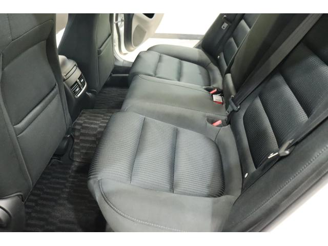 人気のシートカバー、フロアマットなど色やデザインなど品揃い多数♪