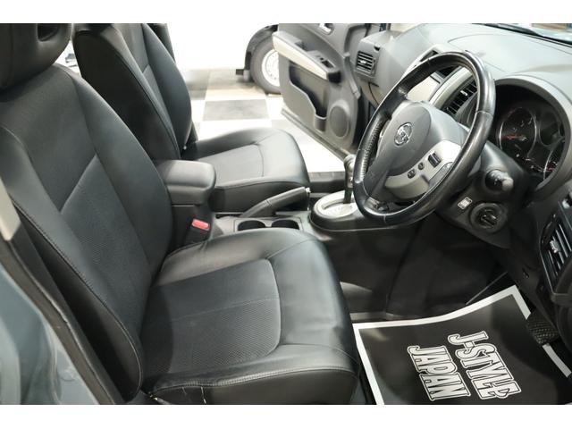 エクストレイル ２０Ｘｔｔ　４ＷＤ　新品１６ＡＷ　オープンカントリーＲ／Ｔ　リフトアップ　新品キャリア＆カーゴ　ヘッドライトインナーブラック　テールレンズキャンディー塗装　ナビ　ＥＴＣ　バックカメラ　ＨＩＤ　色替車（11枚目）