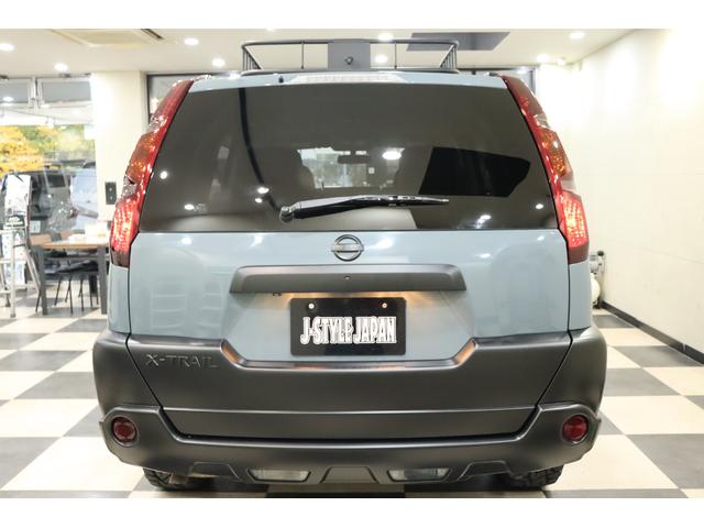 エクストレイル ２０Ｘｔｔ　４ＷＤ　新品１６ＡＷ　オープンカントリーＲ／Ｔ　リフトアップ　新品キャリア＆カーゴ　ヘッドライトインナーブラック　テールレンズキャンディー塗装　ナビ　ＥＴＣ　バックカメラ　ＨＩＤ　色替車（28枚目）