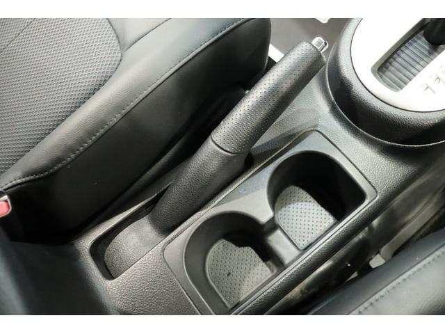 エクストレイル ２０Ｘｔｔ　４ＷＤ　新品１６ＡＷ　オープンカントリーＲ／Ｔ　リフトアップ　新品キャリア＆カーゴ　ヘッドライトインナーブラック　テールレンズキャンディー塗装　ナビ　ＥＴＣ　バックカメラ　ＨＩＤ　色替車（46枚目）