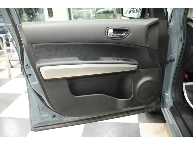 エクストレイル ２０Ｘｔｔ　４ＷＤ　新品１６ＡＷ　オープンカントリーＲ／Ｔ　リフトアップ　新品キャリア＆カーゴ　ヘッドライトインナーブラック　テールレンズキャンディー塗装　ナビ　ＥＴＣ　バックカメラ　ＨＩＤ　色替車（57枚目）