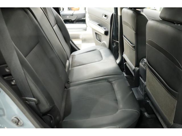 エクストレイル ２０Ｘｔｔ　４ＷＤ　新品１６ＡＷ　オープンカントリーＲ／Ｔ　リフトアップ　新品キャリア＆カーゴ　ヘッドライトインナーブラック　テールレンズキャンディー塗装　ナビ　ＥＴＣ　バックカメラ　ＨＩＤ　色替車（59枚目）