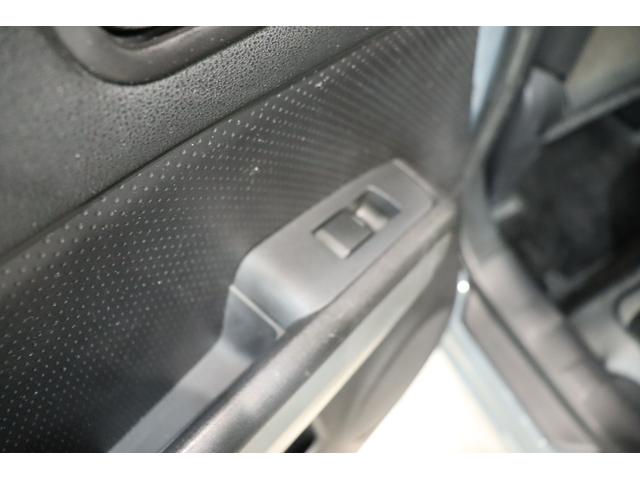 エクストレイル ２０Ｘｔｔ　４ＷＤ　新品１６ＡＷ　オープンカントリーＲ／Ｔ　リフトアップ　新品キャリア＆カーゴ　ヘッドライトインナーブラック　テールレンズキャンディー塗装　ナビ　ＥＴＣ　バックカメラ　ＨＩＤ　色替車（66枚目）