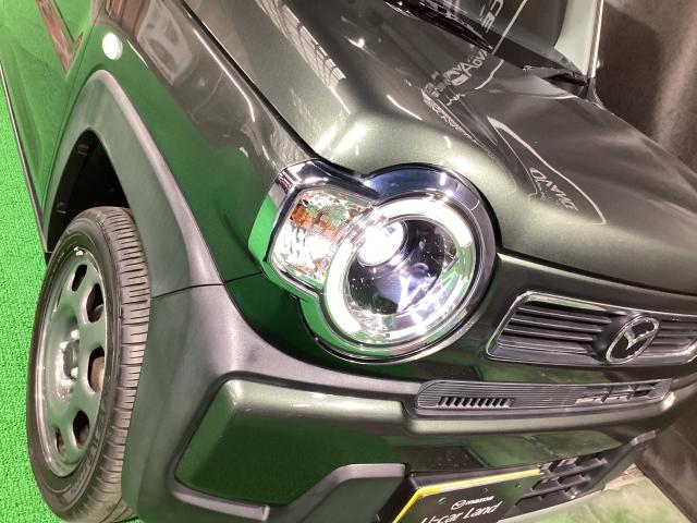 ＬＥＤヘッドライト装備！明るい白色光で夜間走行時の高い視認性を確保し、ＬＥＤならではの省電力化で低燃費にも貢献しています。