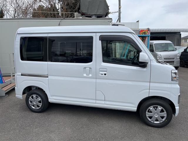 クルーズターボ 届出済み未使用車 9インチディスプレイオーディオ Bカメラ フルセグTV デジタルミラー スマートキー プッシュスタート USBポート LEDヘッドランプ アイドリングストップ マット バイザー(8枚目)