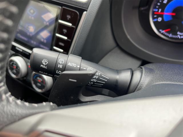 ２．０ｉ－Ｌ　アイサイト　プリクラッシュブレーキ　オートクルーズ　ＥＴＣ　ナビＴＶ　ＵＳＢ　ｂｌｕｅｔｏｏｔｈ　ＡＷＤ　電動シ－ト　シートヒータ　リアカメラ　ルーフレール　車線逸脱アラート　オートライト　フルセグテレビ(32枚目)