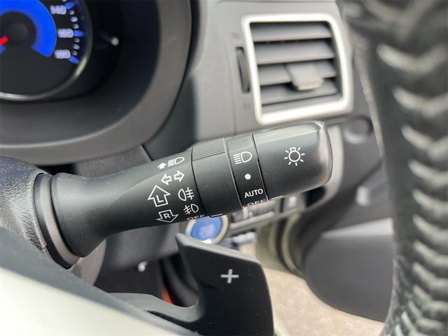 ２．０ｉ－Ｌ　アイサイト　プリクラッシュブレーキ　オートクルーズ　ＥＴＣ　ナビＴＶ　ＵＳＢ　ｂｌｕｅｔｏｏｔｈ　ＡＷＤ　電動シ－ト　シートヒータ　リアカメラ　ルーフレール　車線逸脱アラート　オートライト　フルセグテレビ(34枚目)