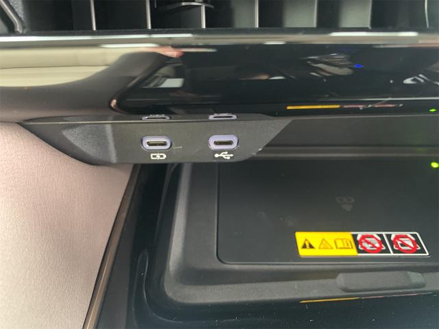 アルファードハイブリッド エグゼクティブラウンジ ワンオーナー シートエアコン デジタルミラー LEDヘッドライト オートマチックハイビーム クリアランスソナー ガラスルーフ スマートキー ナビ Bluetooth シートヒーター ETC オットマン(27枚目)