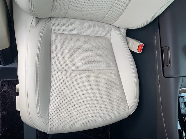 アルファードハイブリッド エグゼクティブラウンジ ワンオーナー シートエアコン デジタルミラー LEDヘッドライト オートマチックハイビーム クリアランスソナー ガラスルーフ スマートキー ナビ Bluetooth シートヒーター ETC オットマン(32枚目)