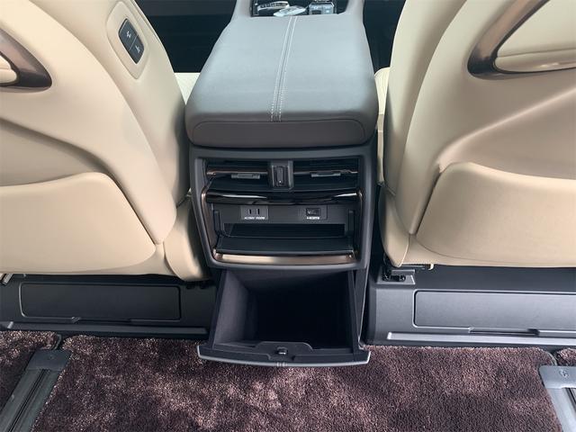 アルファードハイブリッド エグゼクティブラウンジ ワンオーナー シートエアコン デジタルミラー LEDヘッドライト オートマチックハイビーム クリアランスソナー ガラスルーフ スマートキー ナビ Bluetooth シートヒーター ETC オットマン(44枚目)