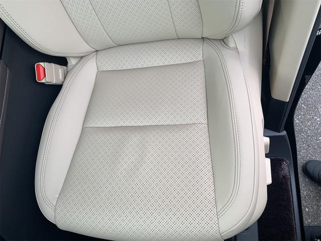 アルファードハイブリッド エグゼクティブラウンジ ワンオーナー シートエアコン デジタルミラー LEDヘッドライト オートマチックハイビーム クリアランスソナー ガラスルーフ スマートキー ナビ Bluetooth シートヒーター ETC オットマン(63枚目)