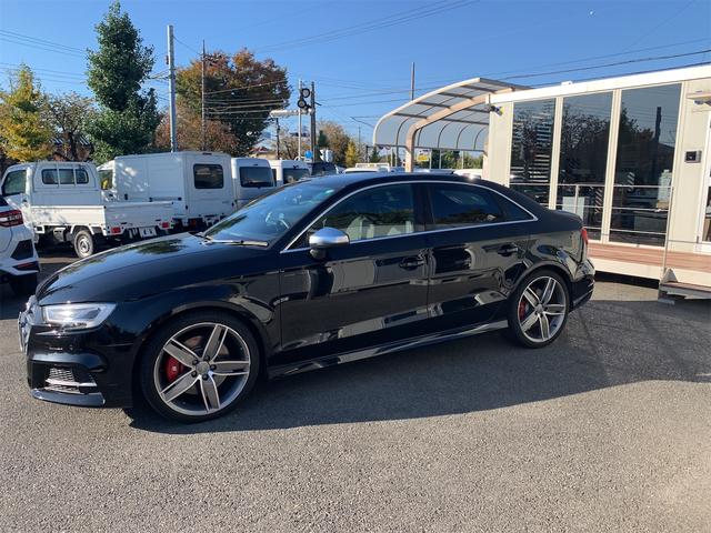 S3セダン ベースグレード ワンオーナー バックモニター シートヒーター パワーシート LEDヘッドライト ナビ オートエアコン スマートキー メモリーナビ 盗難防止 衝突軽減ブレーキ Bluetooth接続(4枚目)