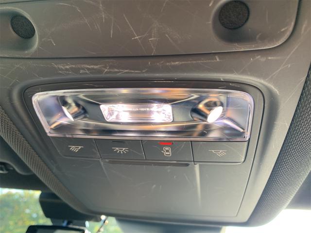 S3セダン ベースグレード ワンオーナー バックモニター シートヒーター パワーシート LEDヘッドライト ナビ オートエアコン スマートキー メモリーナビ 盗難防止 衝突軽減ブレーキ Bluetooth接続(28枚目)