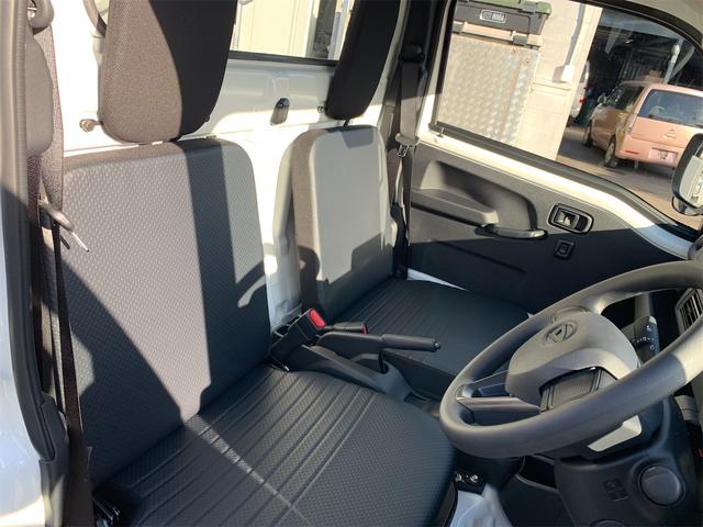 ハイゼットトラック 多目的ダンプ 届出済み未使用車 パワーウィンド スマートキープッシュスタート マニュアルエアコン パートタイム4WD 記録簿 ABS パワステ 運転席エアバッグ オートライト キーレスキー クリソナ 両席エアバッグ(10枚目)