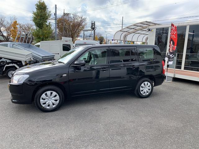 プロボックス ハイブリッドＦ　登録済未使用車　前席シートヒーター　衝突回避システム　　スマートキー　クリアランスソナー　ＵＳＢ接続　１００Ｖ電源　パワーウインドウ　ワイヤレスキー　ＡＣ　パワステ　運転席エアバッグ　ＡＢＳ　記録簿（5枚目）