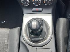 スタッフが不在の場合がございます。また、車両が離れた場所のストックヤードにありますのでご予約の無い場合ご案内できません。お手数ですが事前に０４６６−９０−５７８４まで来店予約をお願いします 3