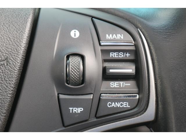 レジェンド ベースグレード　サンルーフ／ホンダセンシング／純正メモリーナビ／ＫＲＥＬＬスピーカー／おくだけ充電／ＢＳＭ／ヘッドアップディスプレイ／パワーシート／シートヒーター・エアコン／アダクティブクルーズコントロール／ＥＴＣ／（17枚目）