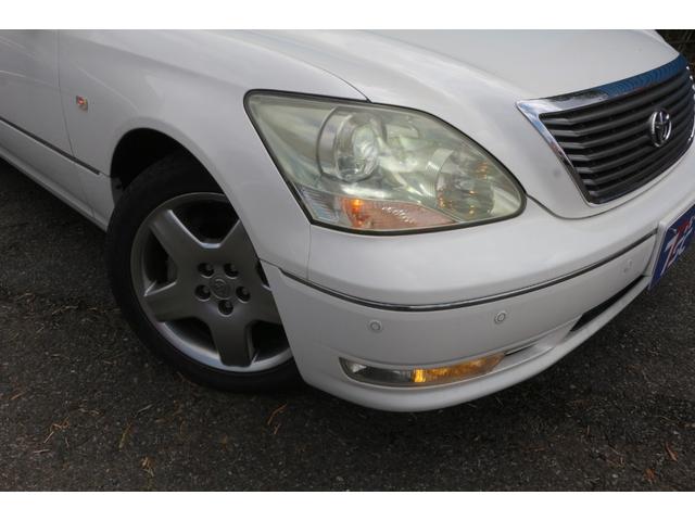 セルシオ ｅＲ仕様　禁煙／サンルーフ／黒革シート／ＥＴＣ／クルコン／ＨＩＤ／シートヒーター＆シートベンチレーション／クリアランスソナー／キーレス／パワーシート／ＣＤ・ＤＶＤ再生／電動格納ミラー／（29枚目）
