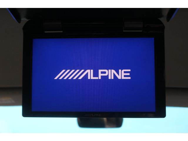 ジェイド ハイブリッドＸ　ホンダセンシング／インターナビセット／フリップダウンモニター／ローダウン／社外１９インチアルミホイール／ＬＥＤヘッドライト／ＥＴＣ／バックカメラ／ハーフレザーシート／純正７インチナビ／（10枚目）