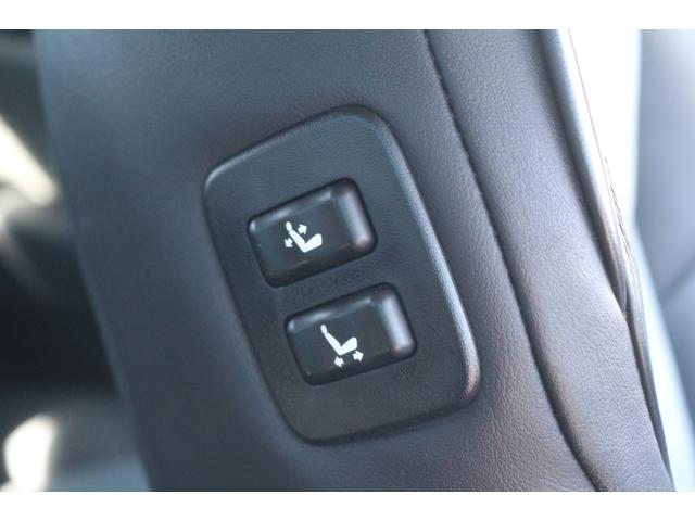 クラウンハイブリッド アスリートＳ　Ｊ－フロンティア　Ｔセーフティセンス／禁煙車／パワーシート／助手席パワーシート／プッシュスタート／ドライブレコーダー／ＥＴＣ／ハーフレザーシート／クリアランスソナー／Ｂｌｕｅｔｏｏｔｈ接続／バックカメラ（11枚目）