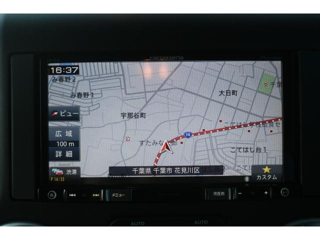 ジープ・ラングラーアンリミテッド サハラ　ワンオーナー／正規輸入車／リフトアップ／ＴＥＲＡＦＲＥＸフロントバンパー／ＸＴＲＥＭＥ－Ｊ１７インチアルミホイール／カロッツェリアナビ／フルセグＴＶ／クルーズコントロール／サイドステップ／ＥＴＣ／（9枚目）