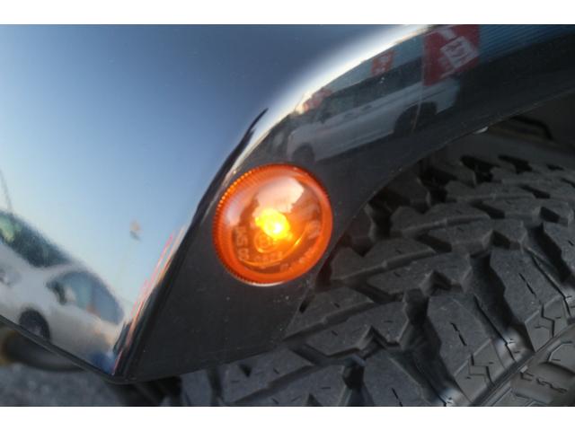 ジープ・ラングラーアンリミテッド サハラ　ワンオーナー／正規輸入車／リフトアップ／ＴＥＲＡＦＲＥＸフロントバンパー／ＸＴＲＥＭＥ－Ｊ１７インチアルミホイール／カロッツェリアナビ／フルセグＴＶ／クルーズコントロール／サイドステップ／ＥＴＣ／（26枚目）