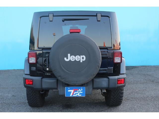 ジープ・ラングラーアンリミテッド サハラ　ワンオーナー／正規輸入車／リフトアップ／ＴＥＲＡＦＲＥＸフロントバンパー／ＸＴＲＥＭＥ－Ｊ１７インチアルミホイール／カロッツェリアナビ／フルセグＴＶ／クルーズコントロール／サイドステップ／ＥＴＣ／（30枚目）