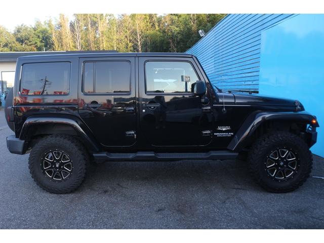 ジープ・ラングラーアンリミテッド サハラ　ワンオーナー／正規輸入車／リフトアップ／ＴＥＲＡＦＲＥＸフロントバンパー／ＸＴＲＥＭＥ－Ｊ１７インチアルミホイール／カロッツェリアナビ／フルセグＴＶ／クルーズコントロール／サイドステップ／ＥＴＣ／（35枚目）