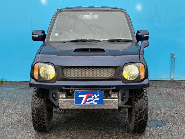 ジムニー ランドベンチャー 5速MT/リフトアップ/4WD/社外マフラー/社外エアクリ/9インチディスプレイオーディオ/シートヒーター/社外ステアリング/キーレス/電動格納ミラー/LEDヘッドライト/(17枚目)