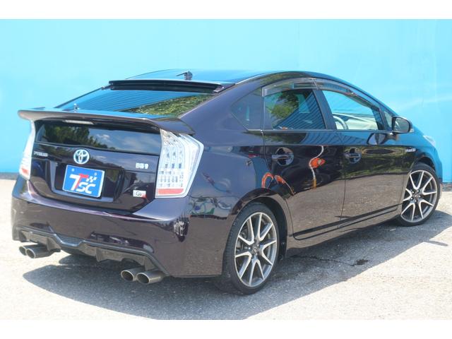 プリウス Sツーリングセレクション・G’s フジツボ4本出しマフラー/ルーフエンドスポイラー/リアスポイラー/Gs18インチアルミ/SDナビ/バックカメラ/ステアリングリモコン/フルセグ/Gsエアロ/ETC/スマートキー/HIDヘッドライト/(18枚目)